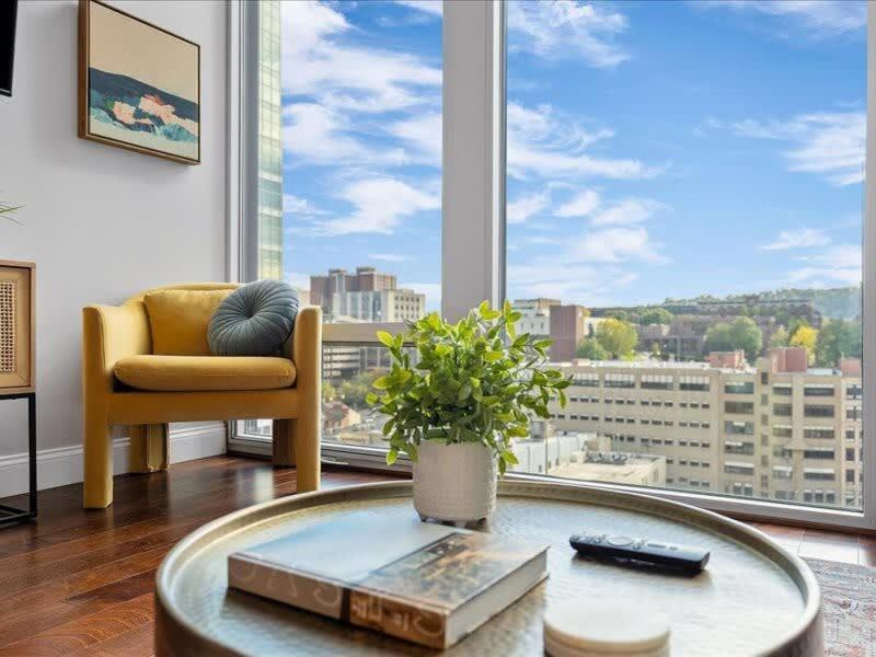 Cozysuites 1Br, Ppg Paints Arena, Pitts 匹兹堡 外观 照片